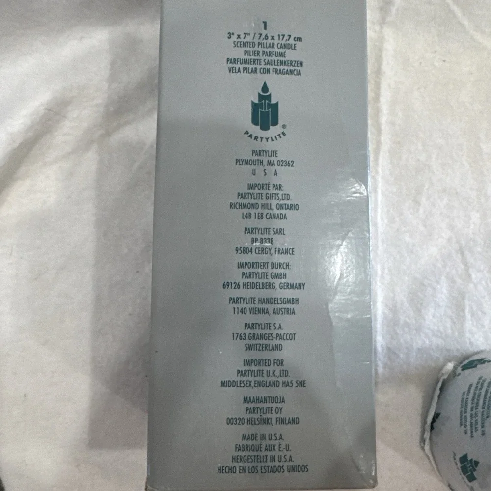 PartyLite OCEAN MIST 3 x 7 Bell Top Pillar Candle S3764 New Royal Blue Retired